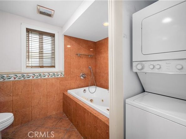 1920 McKinney Way 17A, Seal Beach CA 90740