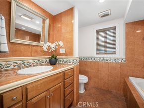 1920 McKinney Way 17A, Seal Beach CA 90740