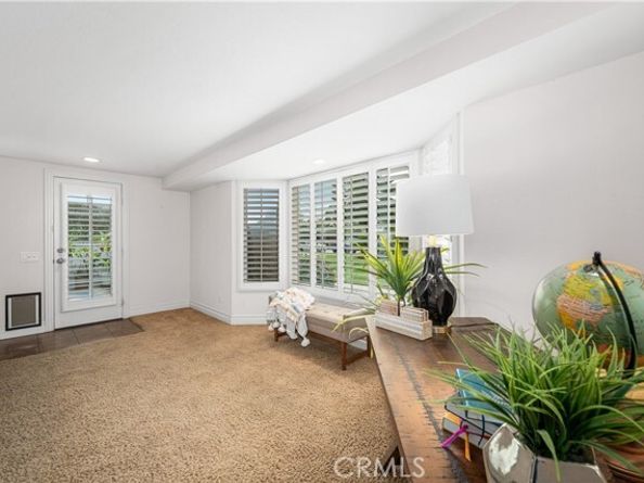 1920 McKinney Way 17A, Seal Beach CA 90740