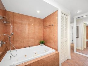 1920 McKinney Way 17A, Seal Beach CA 90740