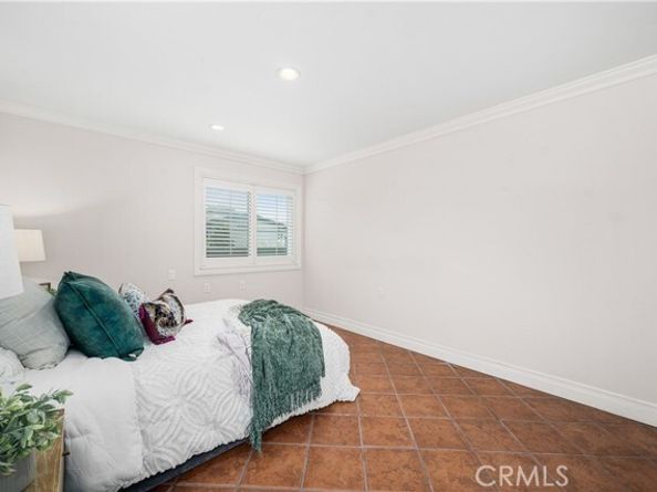 1920 McKinney Way 17A, Seal Beach CA 90740