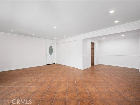1920 McKinney Way 17A, Seal Beach CA 90740