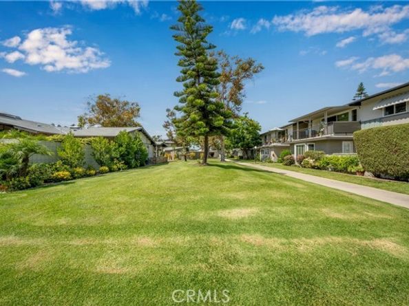 1920 McKinney Way 17A, Seal Beach CA 90740