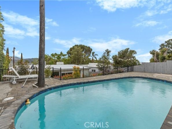 7335 Kyle Street, Tujunga (los Angeles) CA 91042