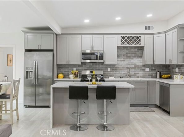 7335 Kyle Street, Tujunga (los Angeles) CA 91042