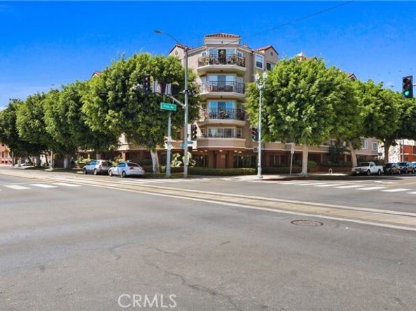 801 Pine Ave. #310, Long Beach CA 90813
