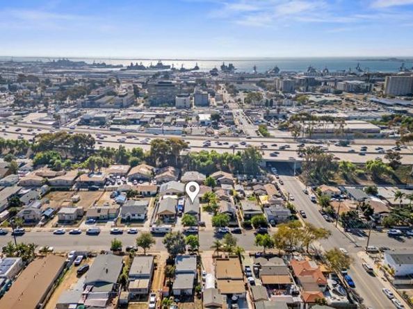 3813 Birch Street, San Diego CA 92113