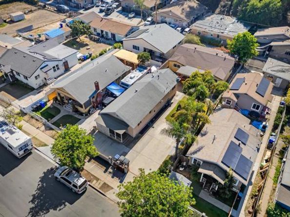 3813 Birch Street, San Diego CA 92113