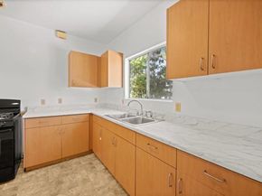 3813 Birch Street, San Diego CA 92113