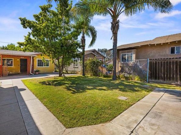 3813 Birch Street, San Diego CA 92113
