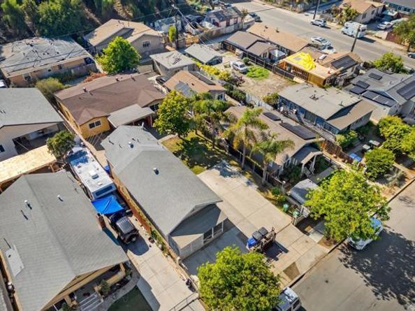 3813 Birch Street, San Diego CA 92113