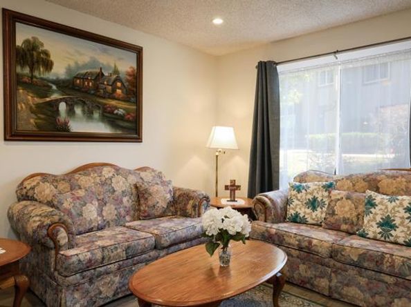 10661 King Phillip, Santee CA 92071