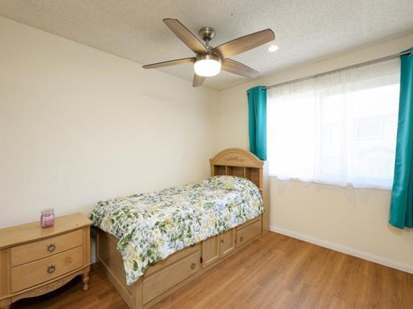 10661 King Phillip, Santee CA 92071