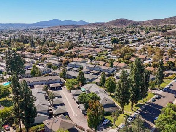 10661 King Phillip, Santee CA 92071