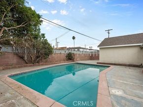 7000 Nagle, North Hollywood (los Angeles) CA 91605