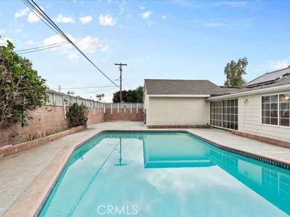 7000 Nagle, North Hollywood (los Angeles) CA 91605