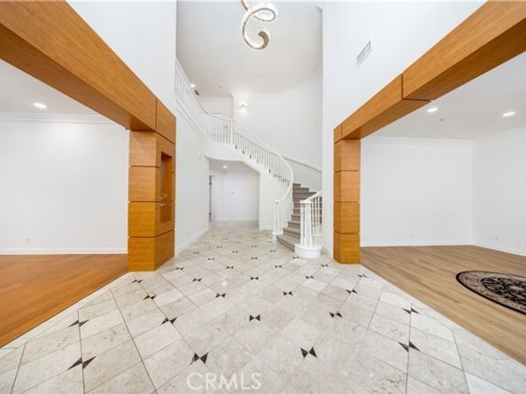 68 E Longden Avenue, Arcadia CA 91006