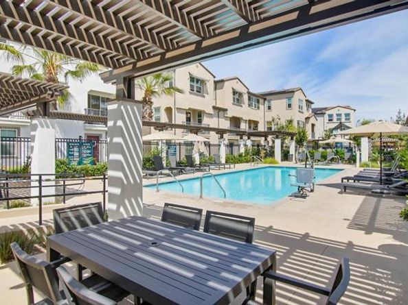 437 Jupiter, Escondido CA 92025