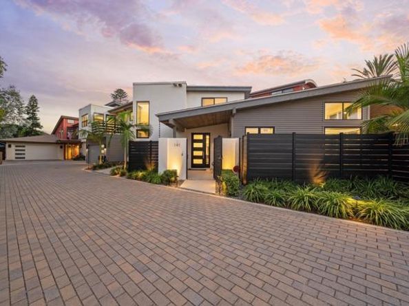 141 W Leucadia Blvd, Encinitas CA 92024