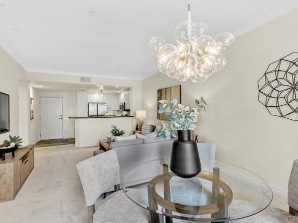 9253 Regents A203, La Jolla (san Diego) CA 92037