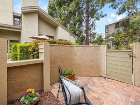 3330 Caminito Eastbluff 150, La Jolla (san Diego) CA 92037