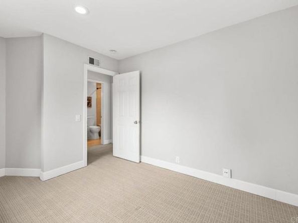 3330 Caminito Eastbluff 150, La Jolla (san Diego) CA 92037