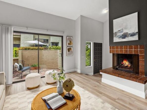 3330 Caminito Eastbluff 150, La Jolla (san Diego) CA 92037