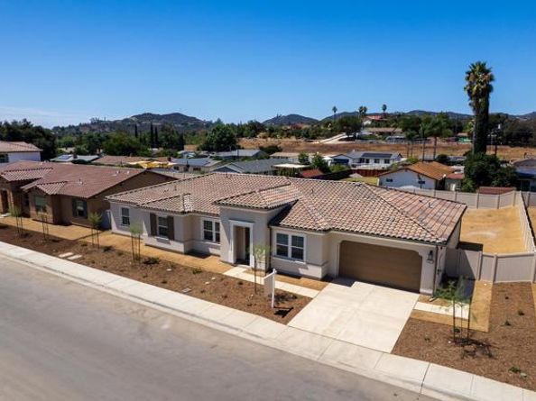 2981 Orchard Glen, Escondido CA 92026