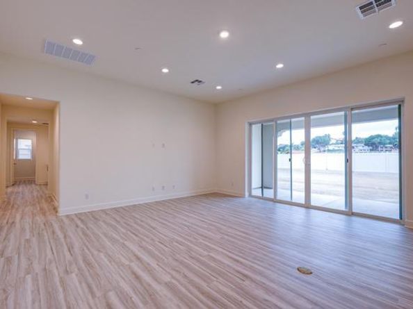 2981 Orchard Glen, Escondido CA 92026