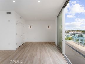 2648 State Street, Carlsbad CA 92008