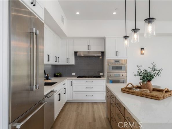 2648 State Street, Carlsbad CA 92008