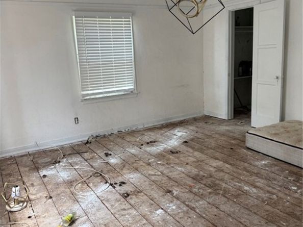 7830 S Victoria, Los Angeles CA 90043