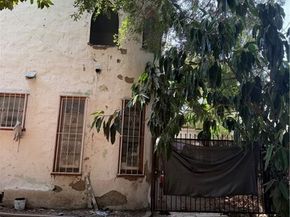 7830 S Victoria, Los Angeles CA 90043