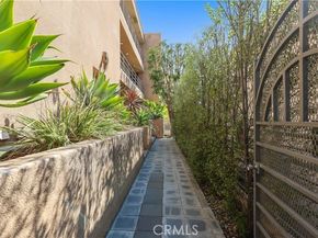 10626 Holman 1B, Beverly Hills CA 90024