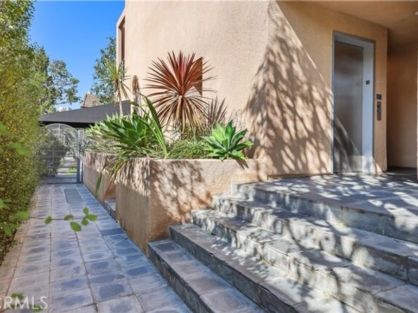 10626 Holman 1B, Beverly Hills CA 90024