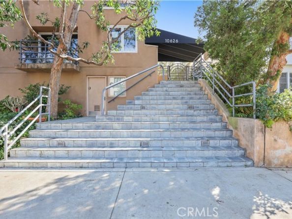 10626 Holman 1B, Beverly Hills CA 90024
