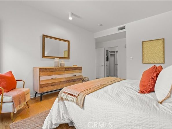 10626 Holman 1B, Beverly Hills CA 90024