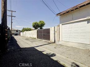 13158 Carl Street, Pacoima (los Angeles) CA 91331