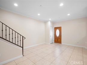 7225 Apperson 105, Tujunga (los Angeles) CA 91042