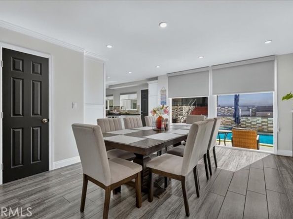 6754 S Garth, Los Angeles CA 90056