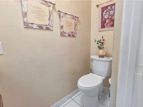 1651 237 Street C, Harbor City (los Angeles) CA 90710