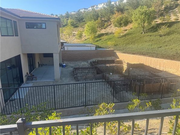 20321 W Aberdeen, Porter Ranch (los Angeles) CA 91326