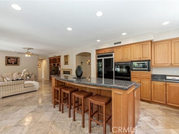 2 Shadow, Irvine CA 92620