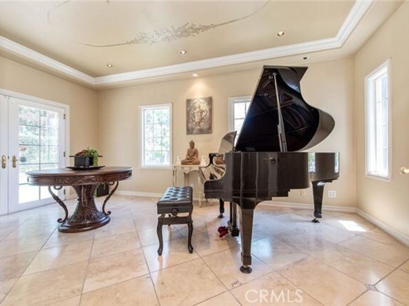2 Shadow, Irvine CA 92620