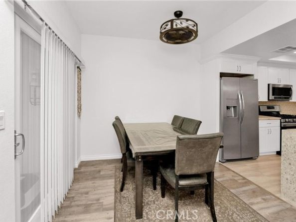 646 Sycamore Avenue 18, Claremont CA 91711