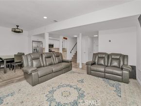 646 Sycamore Avenue 18, Claremont CA 91711