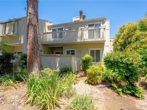 646 Sycamore Avenue 18, Claremont CA 91711