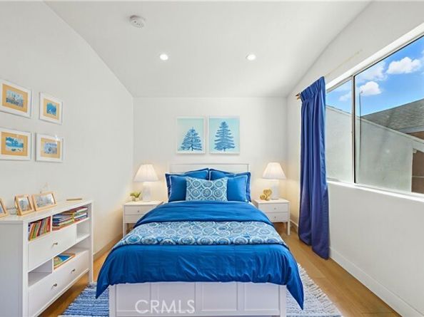 10414 El Dorado Avenue, Pacoima (los Angeles) CA 91331