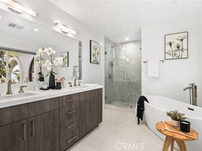 10000 Amestoy Avenue, Northridge (los Angeles) CA 91325