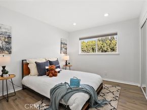 10000 Amestoy Avenue, Northridge (los Angeles) CA 91325